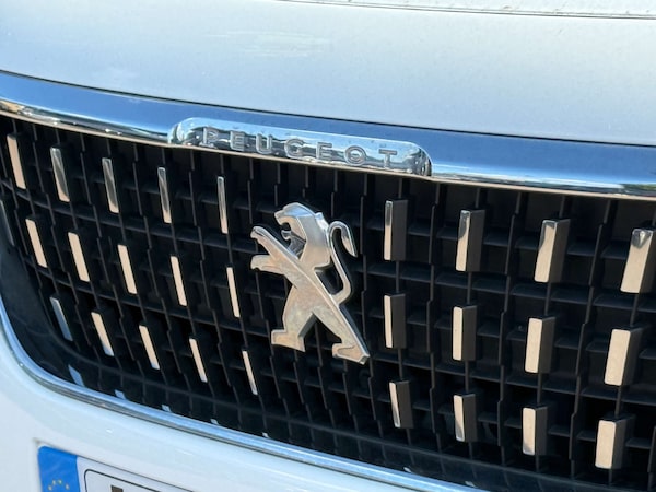 Used Peugeot 2008 2016 for sale - 76320868: Photo 16