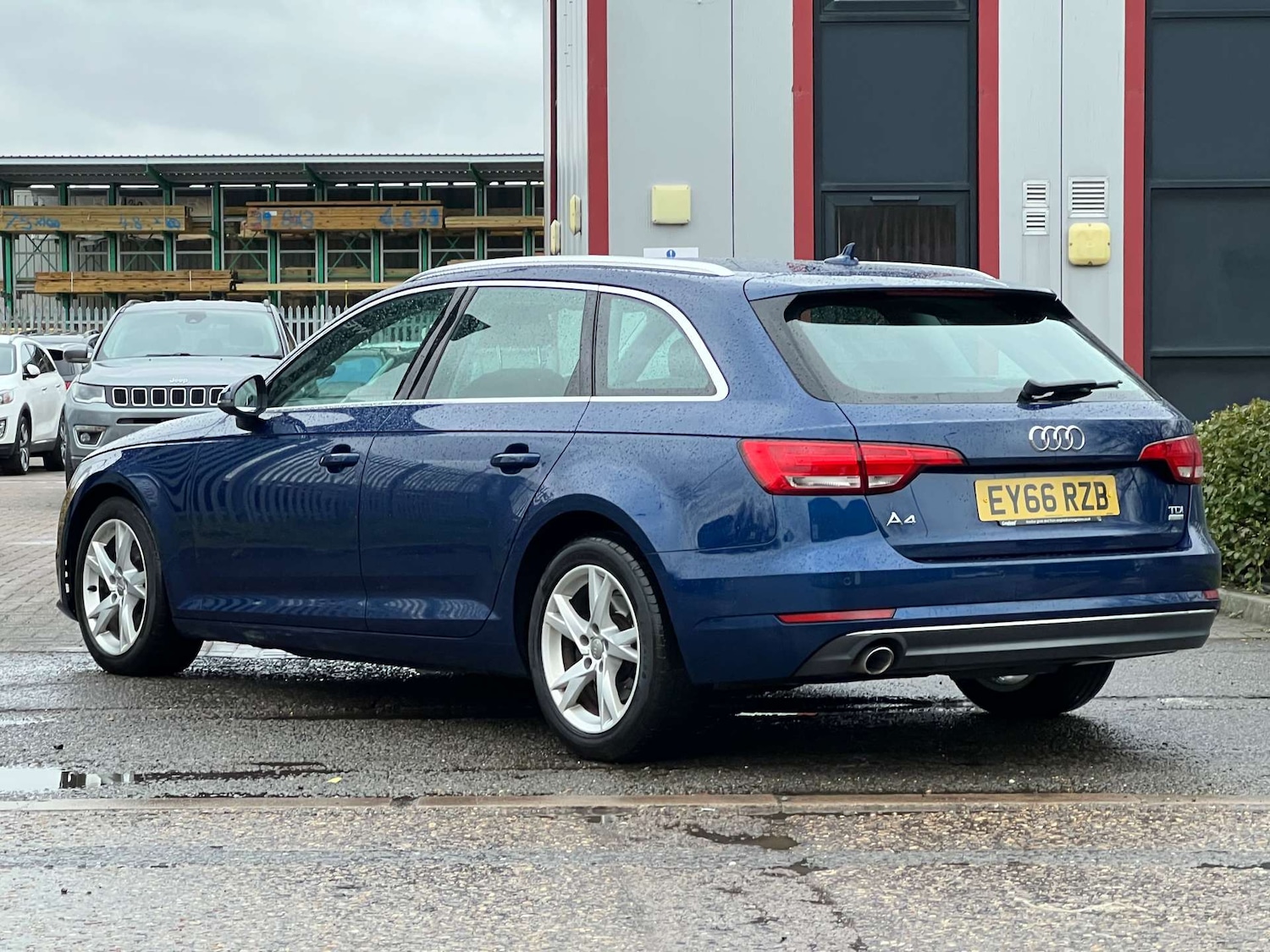 Used Audi A4 2016 for sale - 77307795: Photo 10