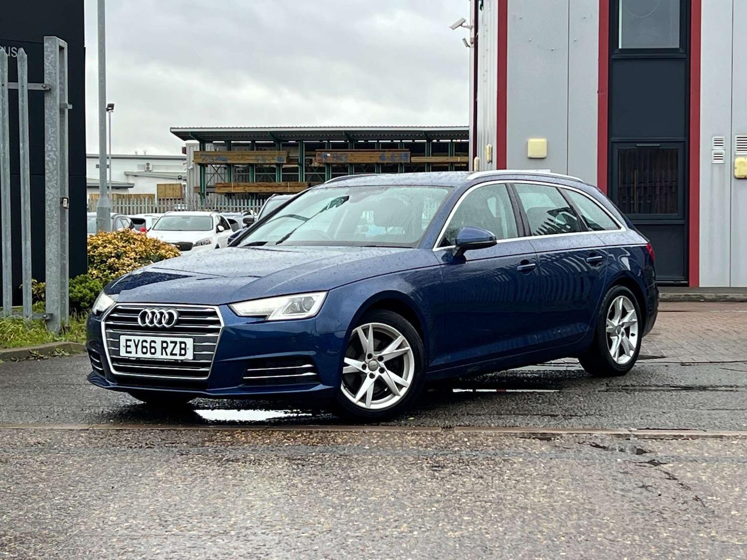 Used Audi A4 2016 for sale - 77307795: Photo 14