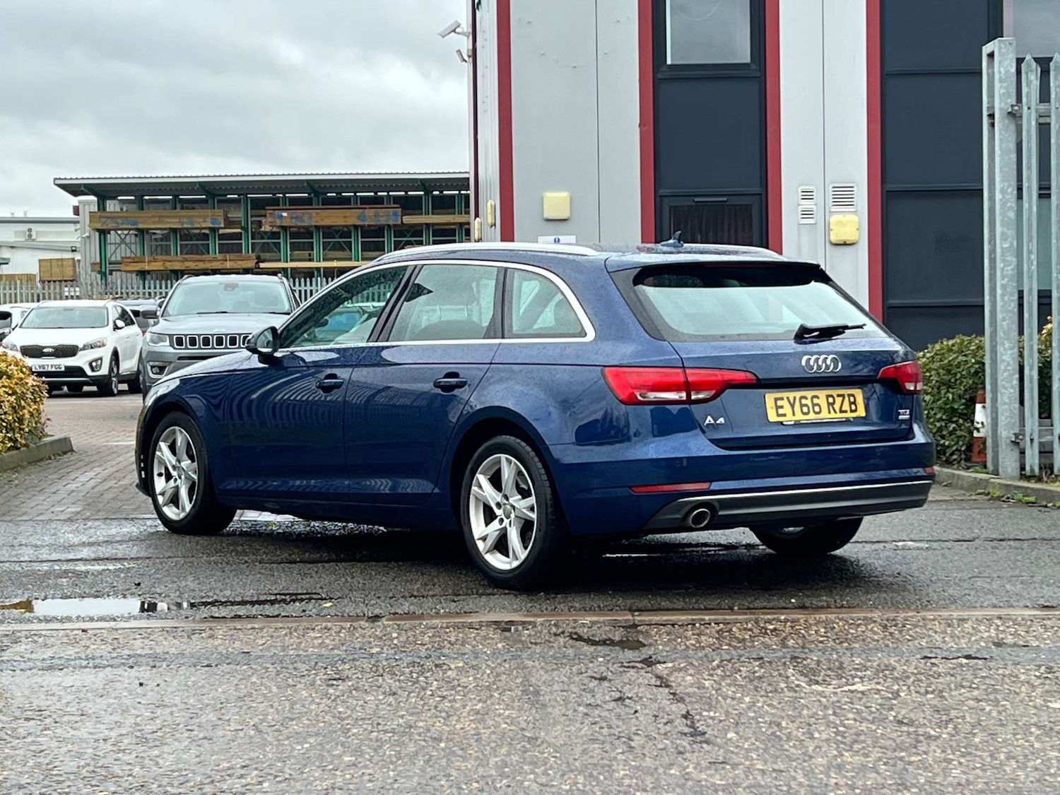 Used Audi A4 2016 for sale - 77307795: Photo 39