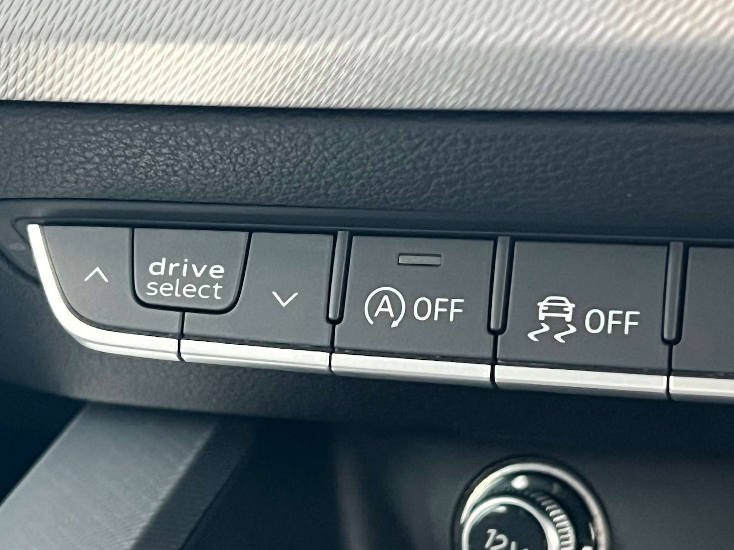 Used Audi A4 2016 for sale - 77307795: Photo 45