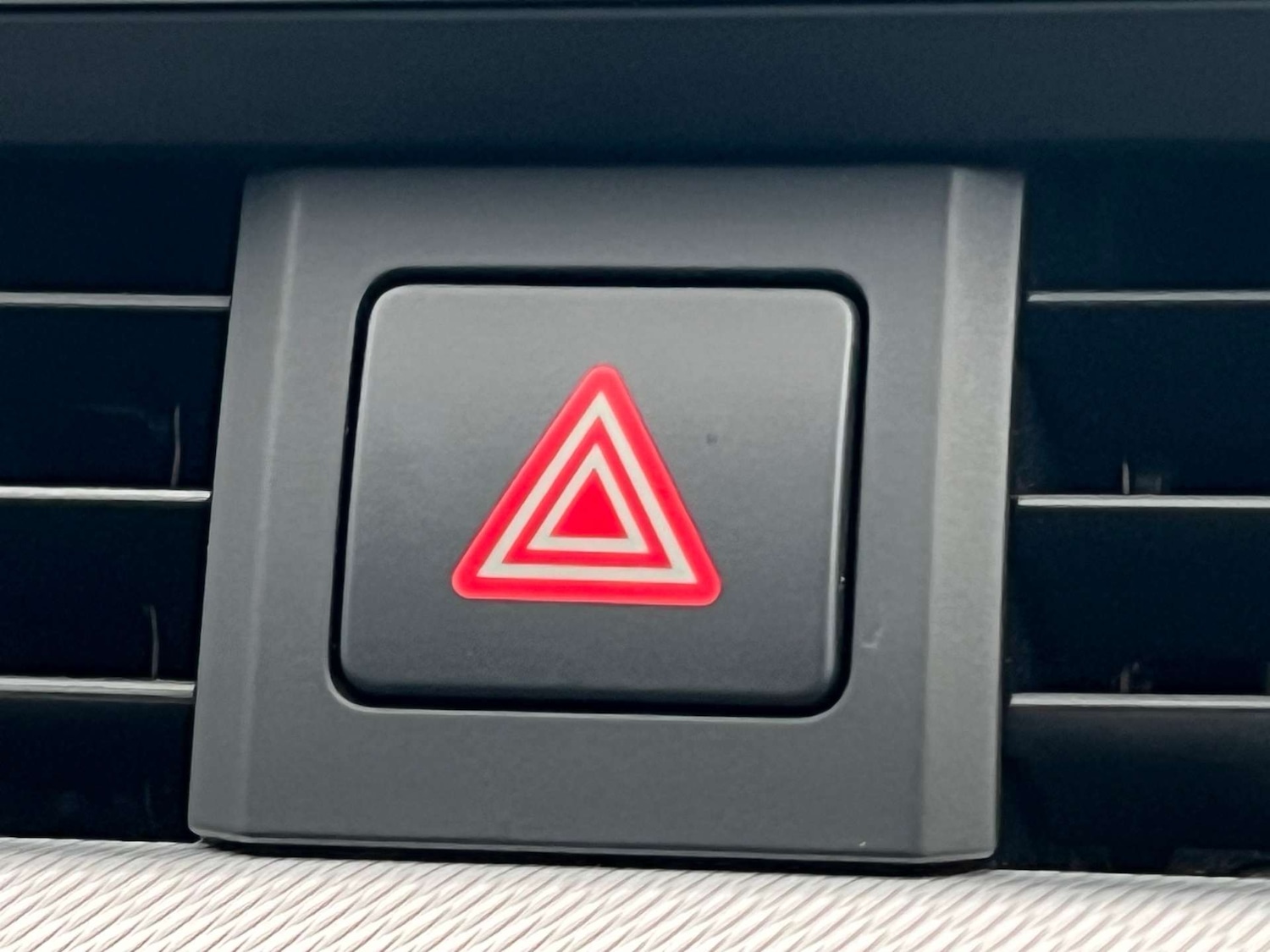 Used Audi A4 2016 for sale - 77307795: Photo 47