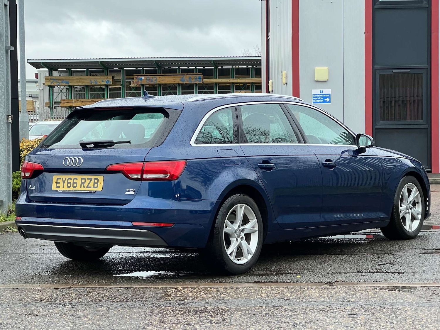 Used Audi A4 2016 for sale - 77307795: Photo 6