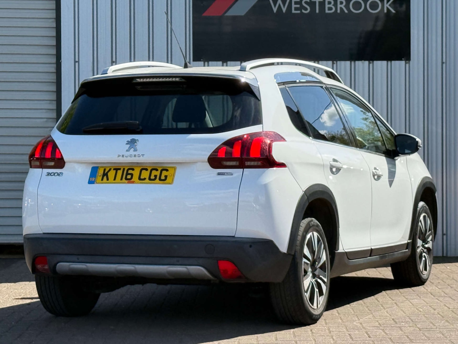 Used Peugeot 2008 2016 for sale - 76601904: Photo 2