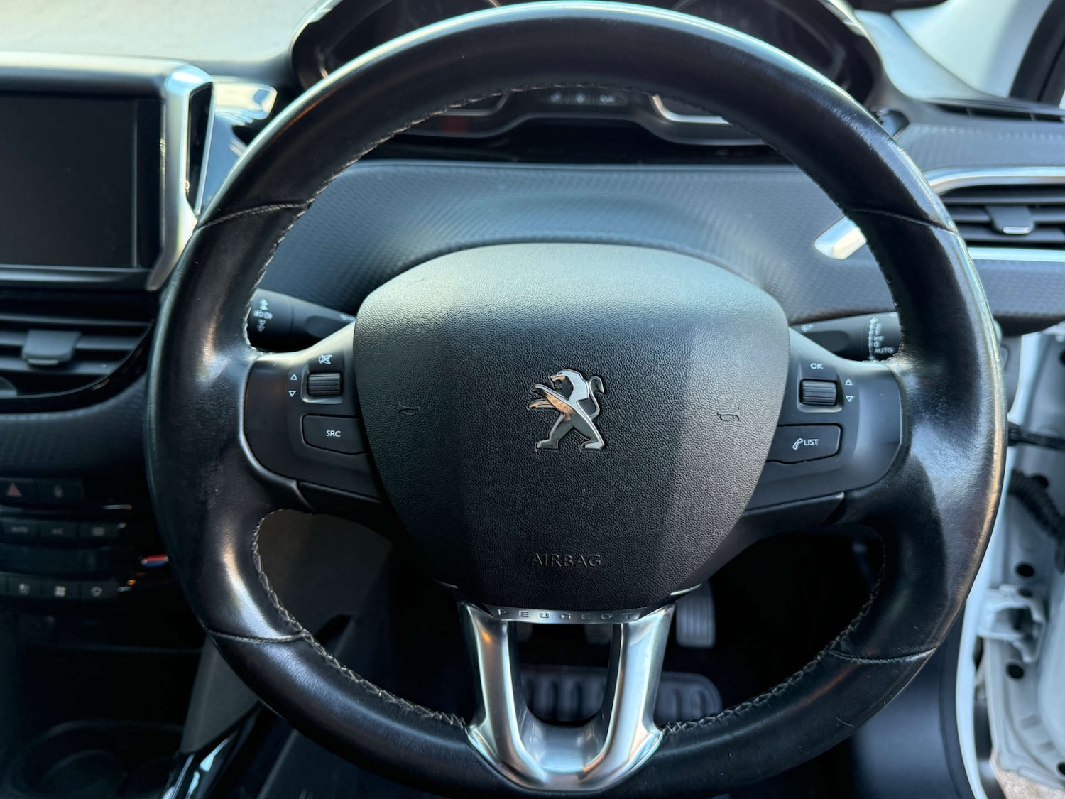 Used Peugeot 2008 2016 for sale - 76601904: Photo 6