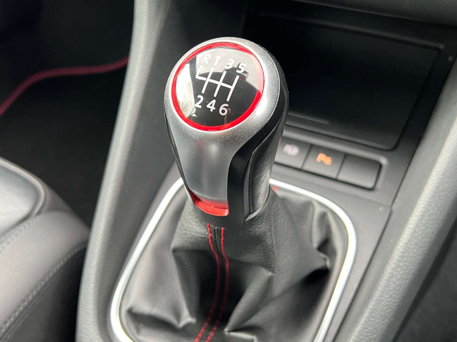 Used Volkswagen Golf 2012 for sale - 76493611: Photo 34