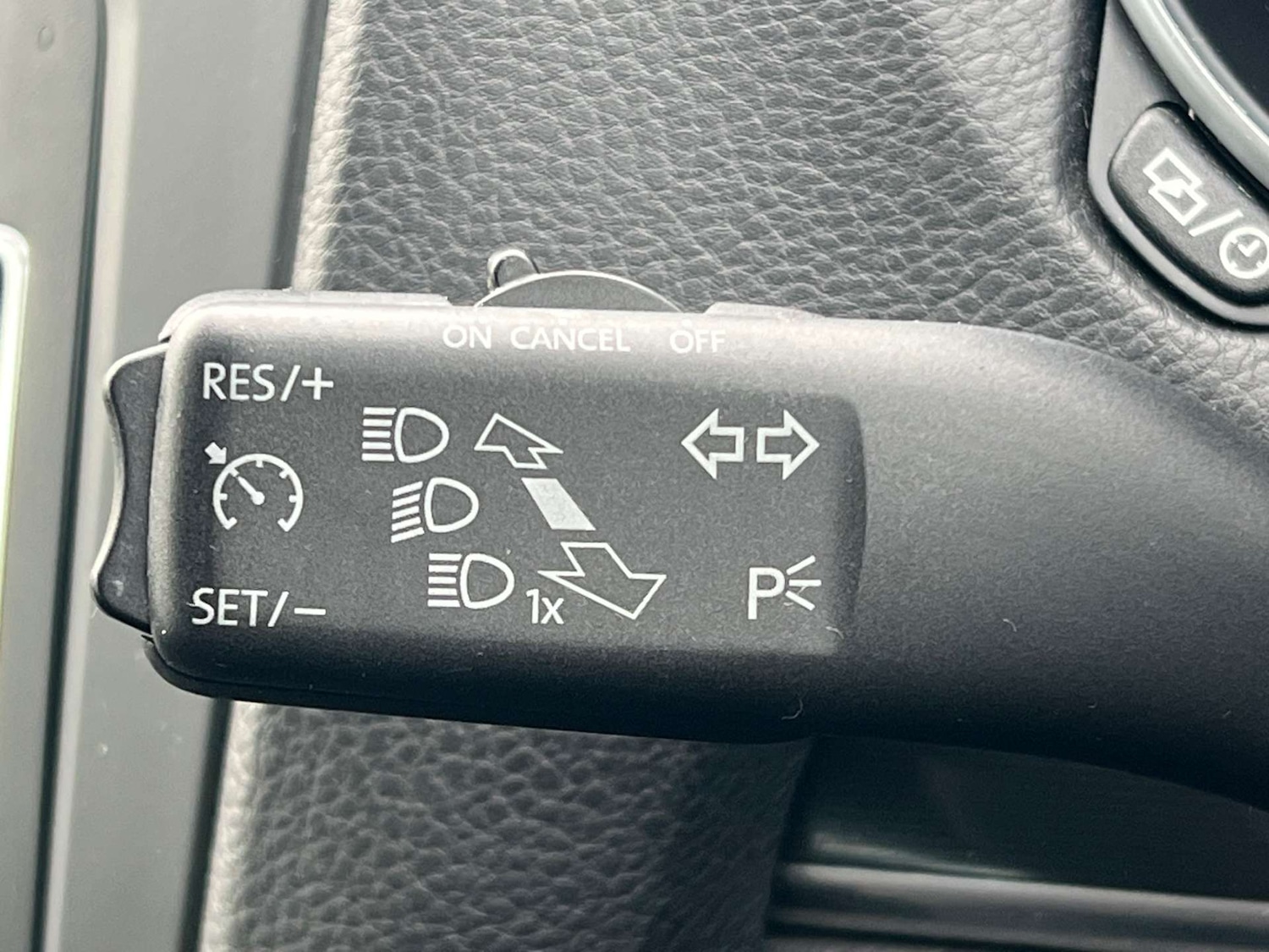 Used Volkswagen Golf 2012 for sale - 76493611: Photo 49