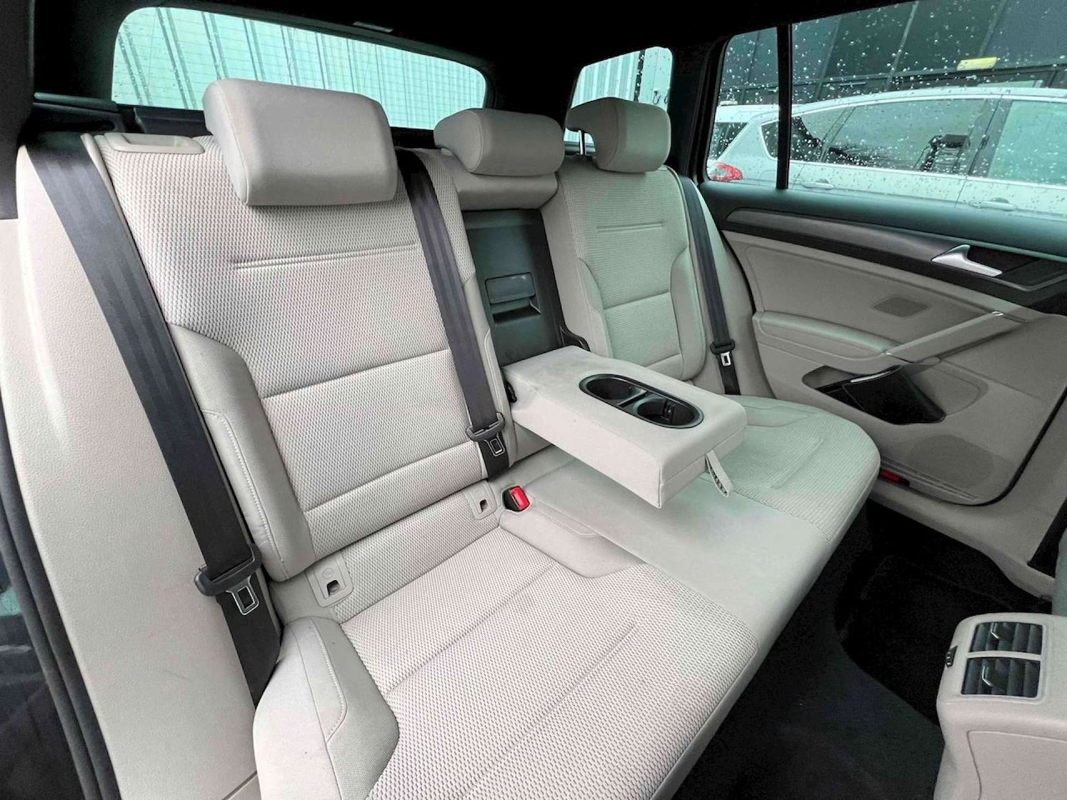 Used Volkswagen Golf 2019 for sale - 76600759: Photo 10