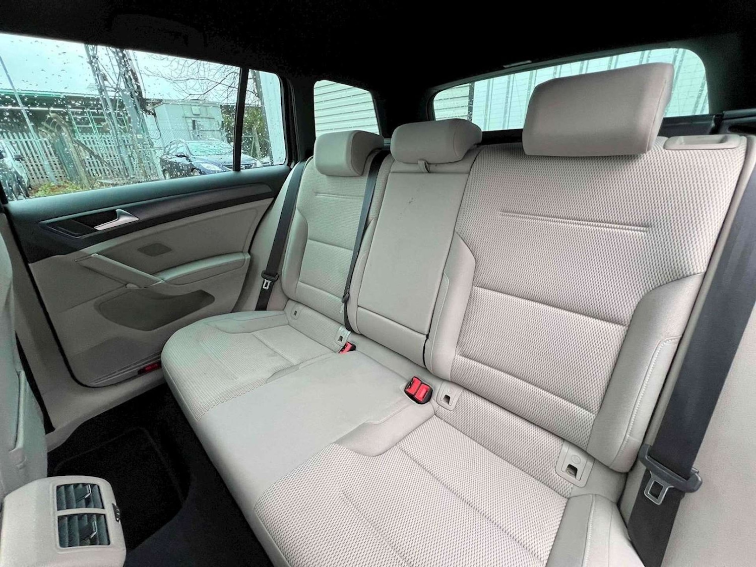 Used Volkswagen Golf 2019 for sale - 76600759: Photo 15