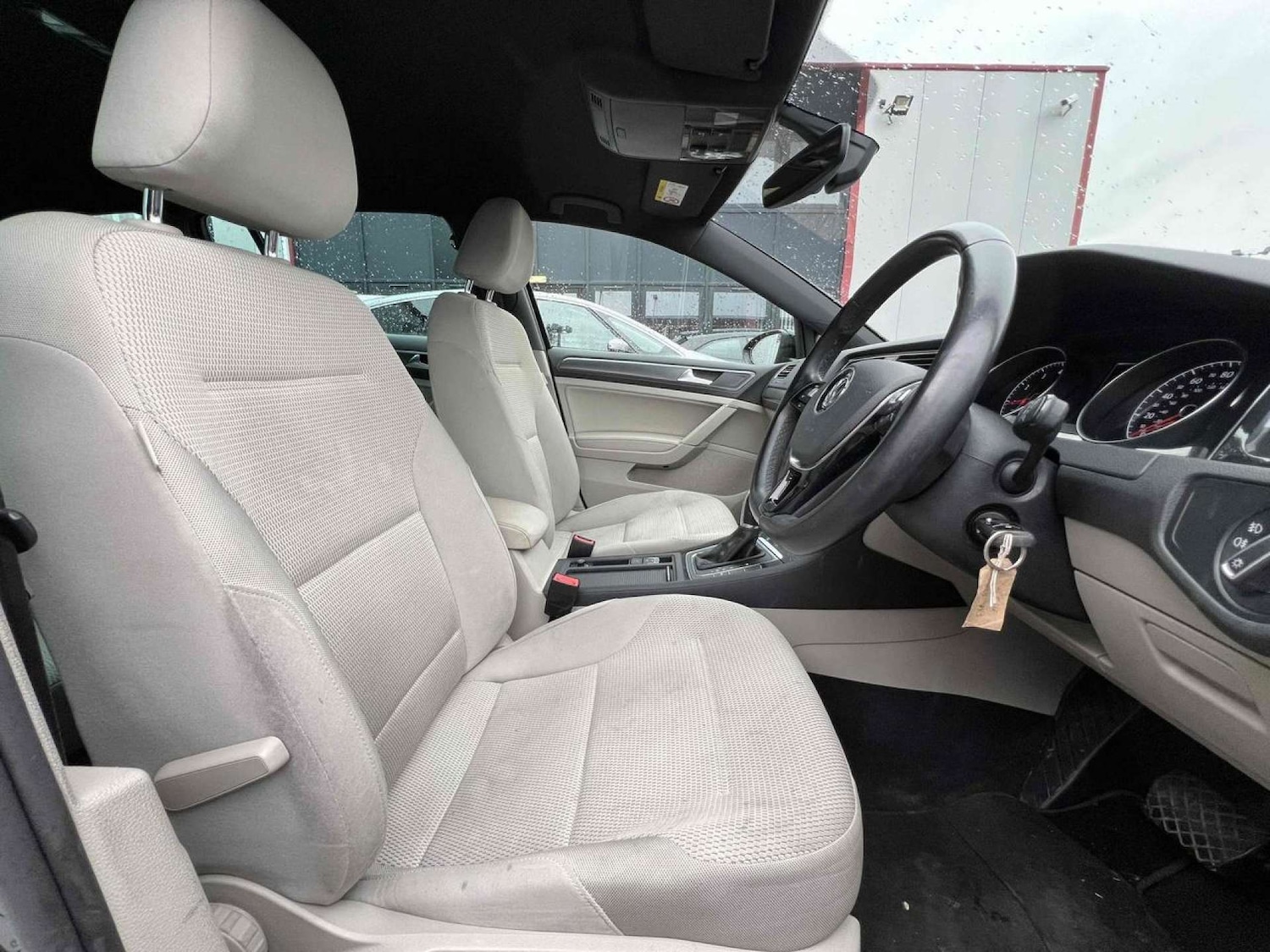 Used Volkswagen Golf 2019 for sale - 76600759: Photo 9