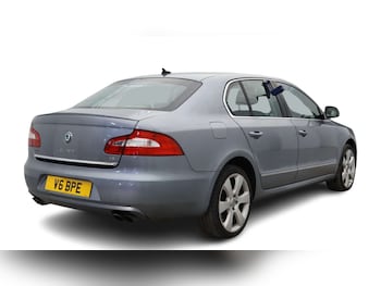 Used Skoda Superb 2011 for sale - 77211859: Photo