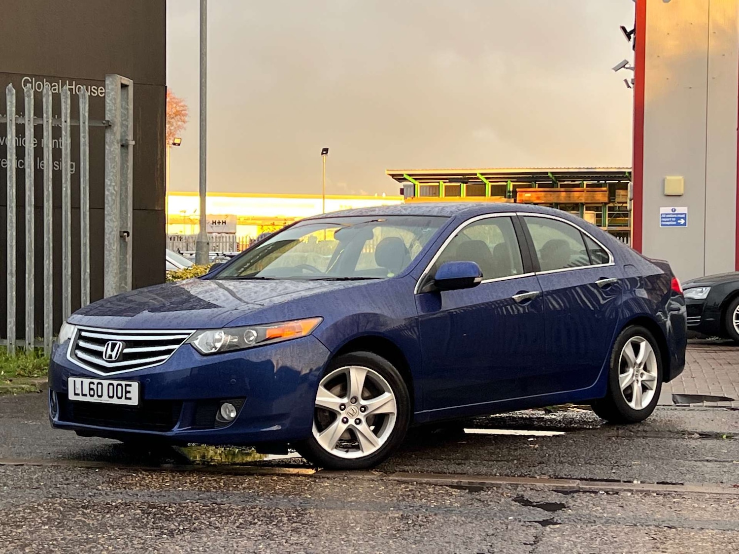 Used Honda Accord 2011 for sale - 77073383: Photo 16