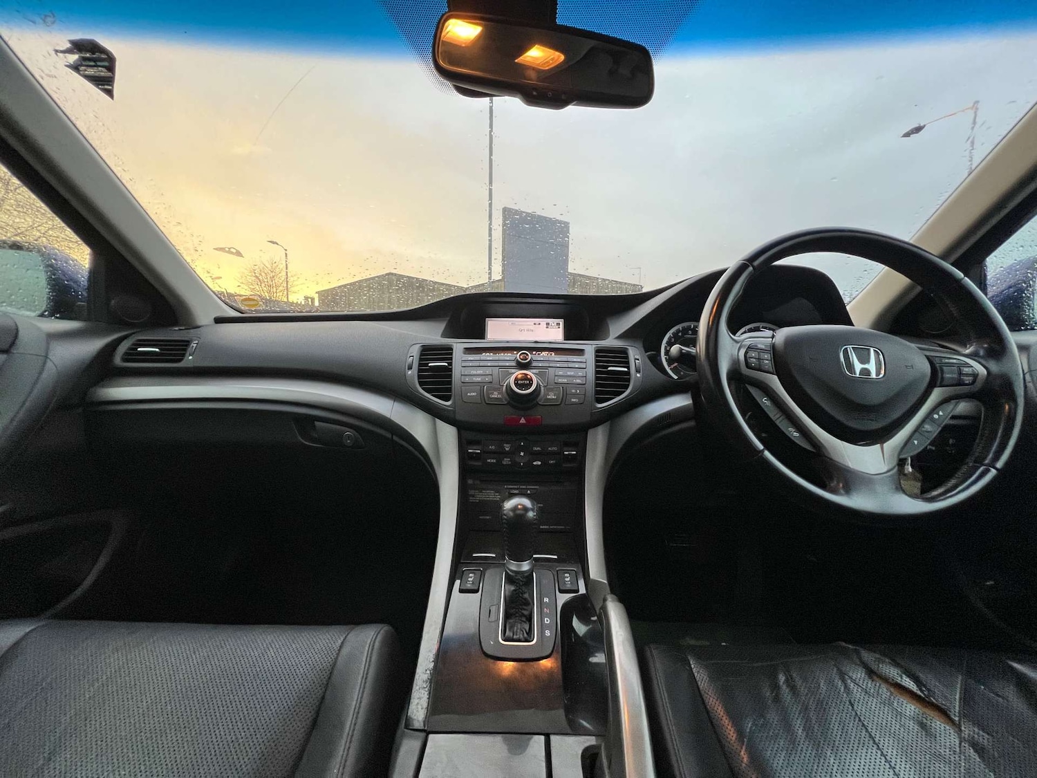 Used Honda Accord 2011 for sale - 77073383: Photo 23