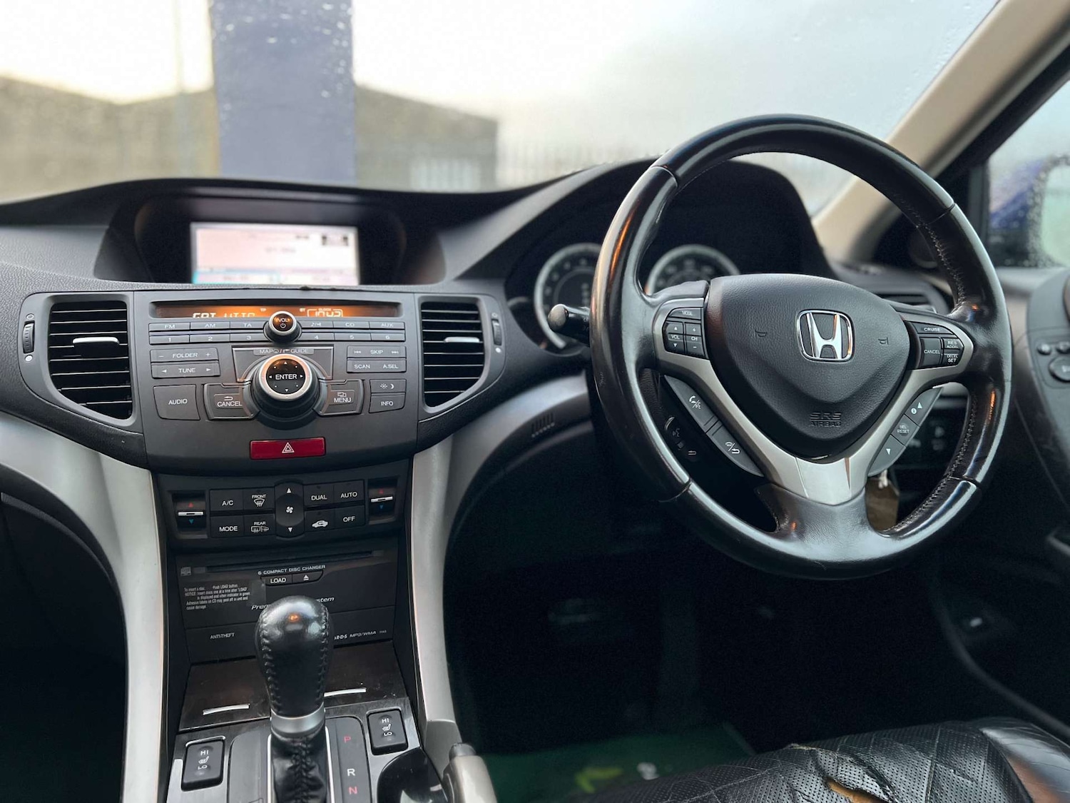 Used Honda Accord 2011 for sale - 77073383: Photo 25