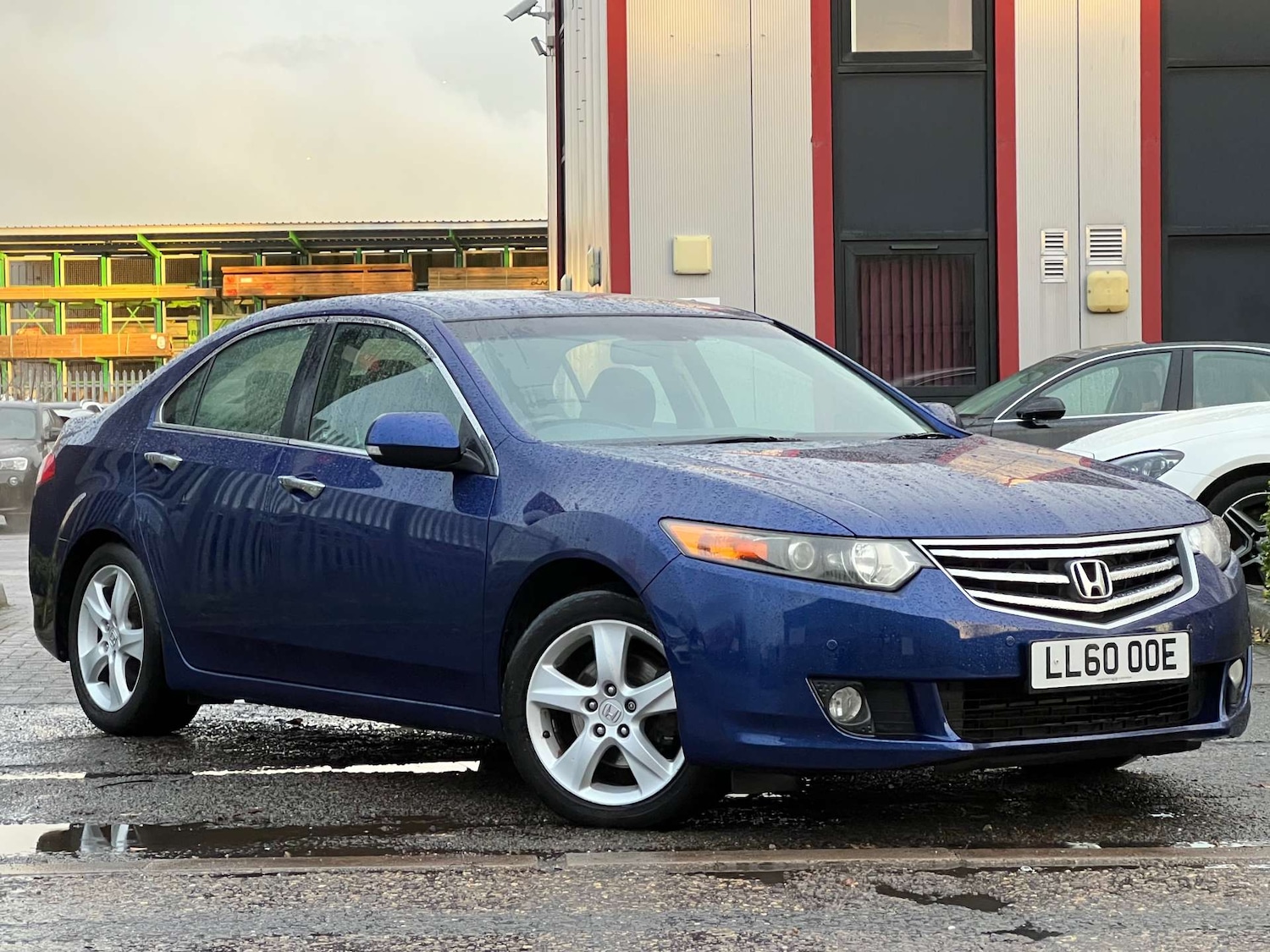 Used Honda Accord 2011 for sale - 77073383: Photo 3
