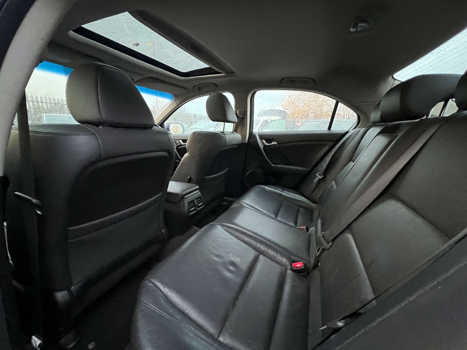 Used Honda Accord 2011 for sale - 77073383: Photo 38