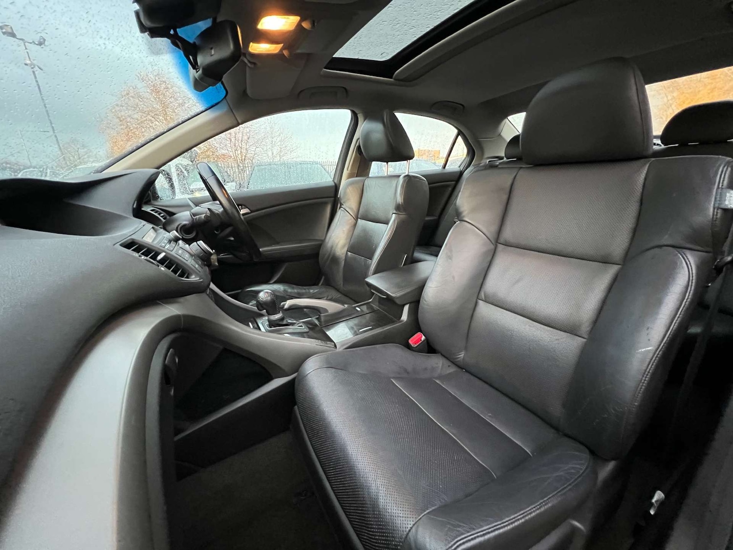 Used Honda Accord 2011 for sale - 77073383: Photo 39