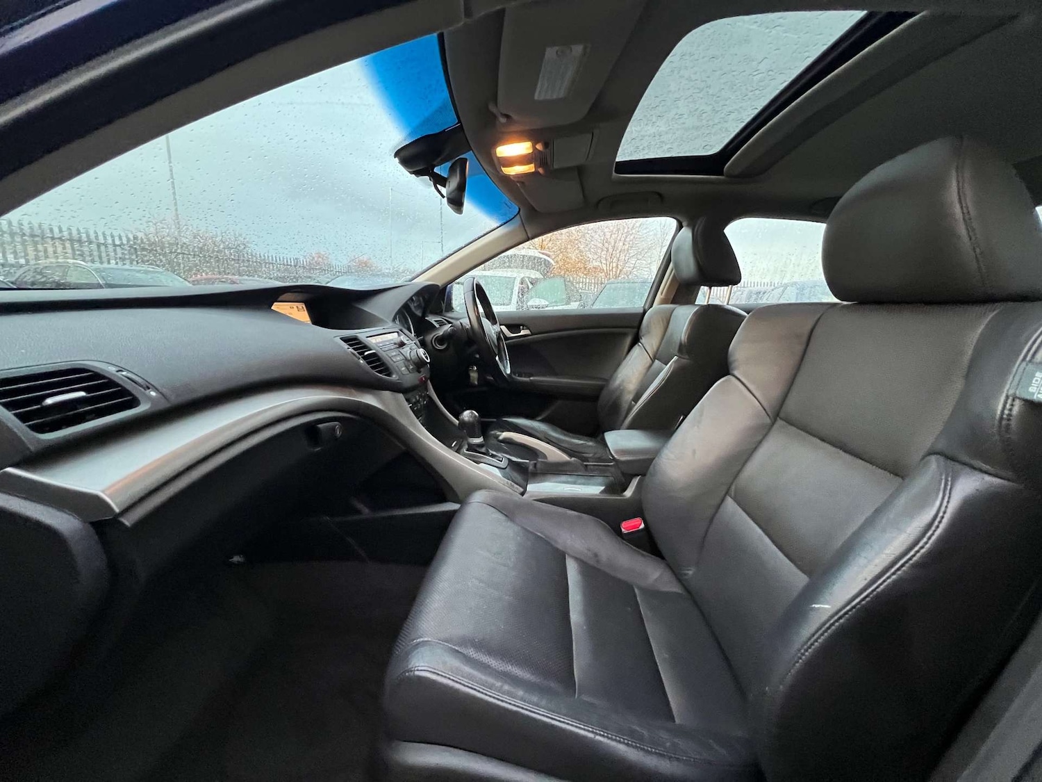 Used Honda Accord 2011 for sale - 77073383: Photo 40