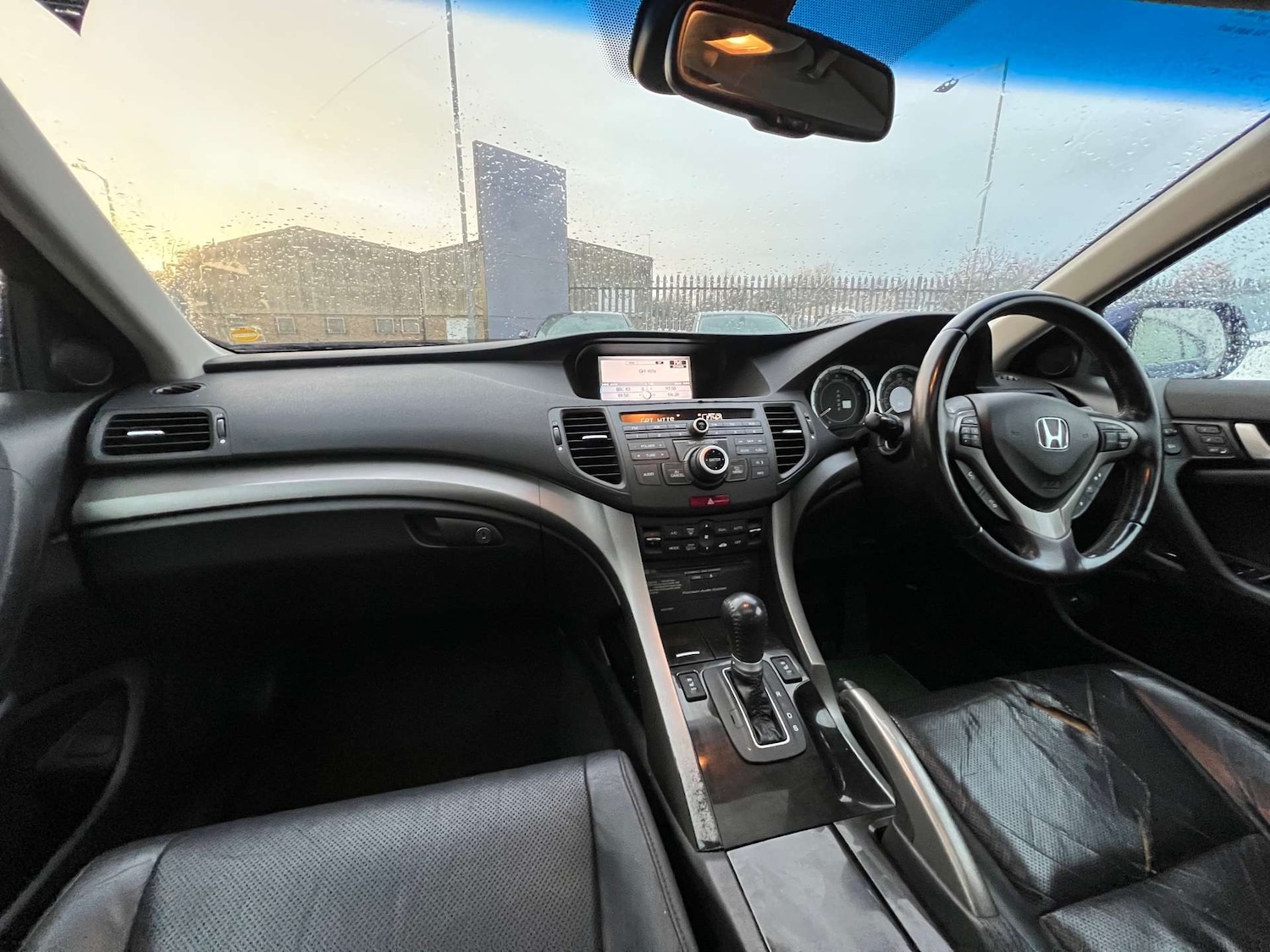 Used Honda Accord 2011 for sale - 77073383: Photo 44