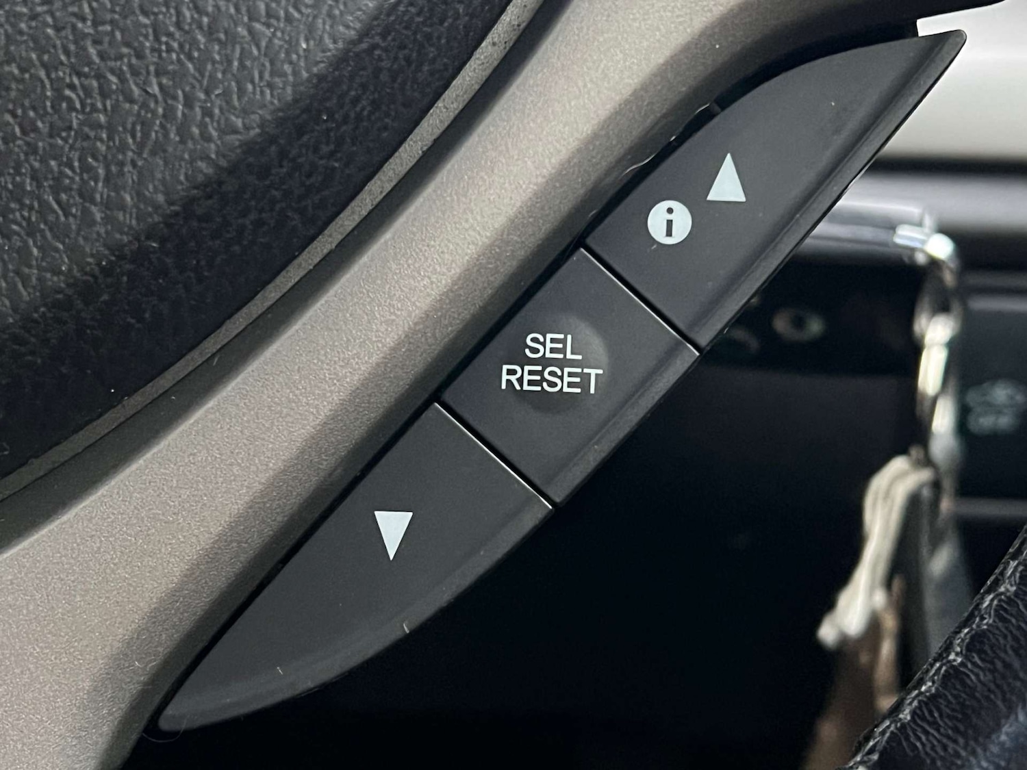 Used Honda Accord 2011 for sale - 77073383: Photo 61