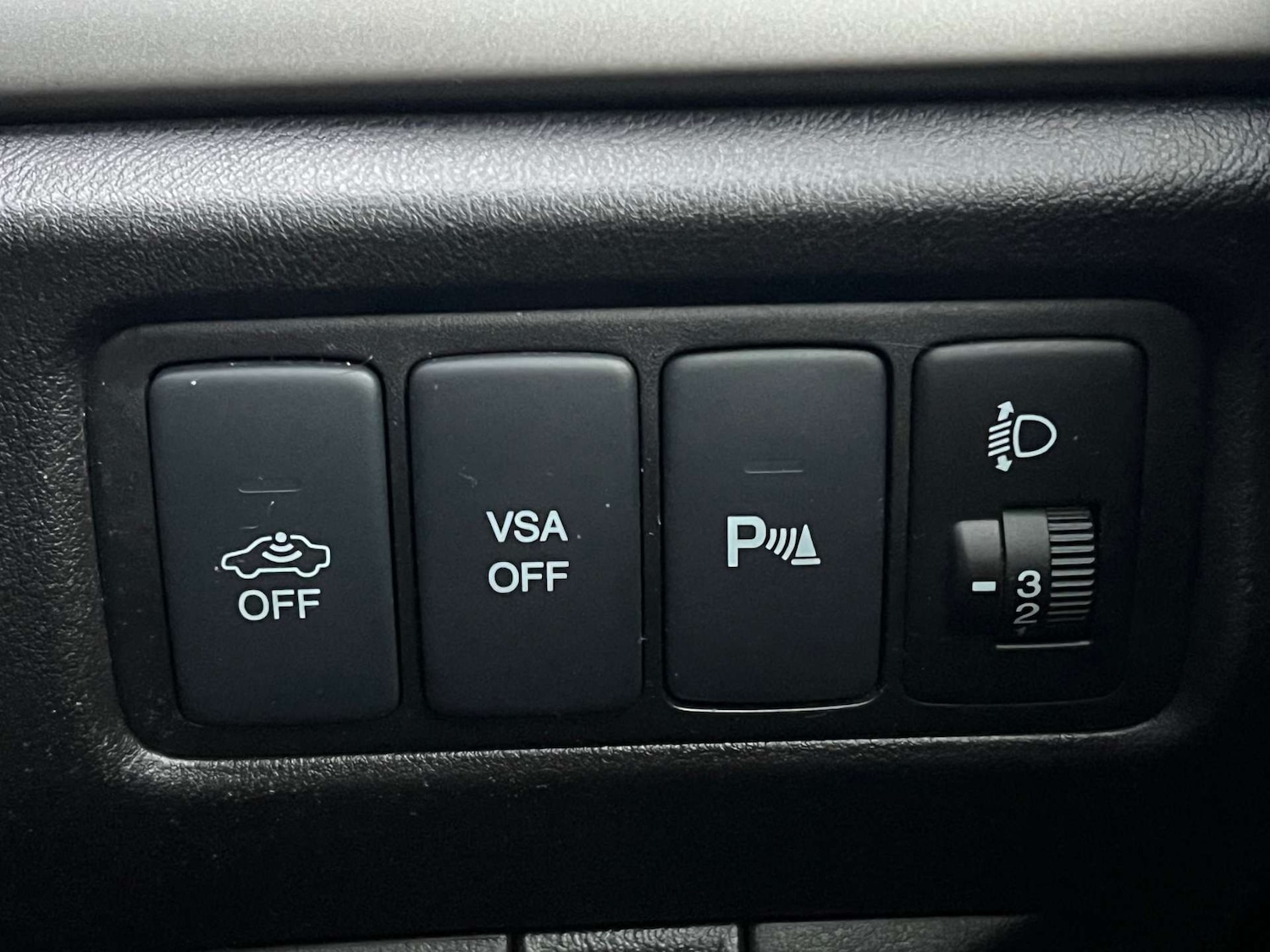 Used Honda Accord 2011 for sale - 77073383: Photo 65