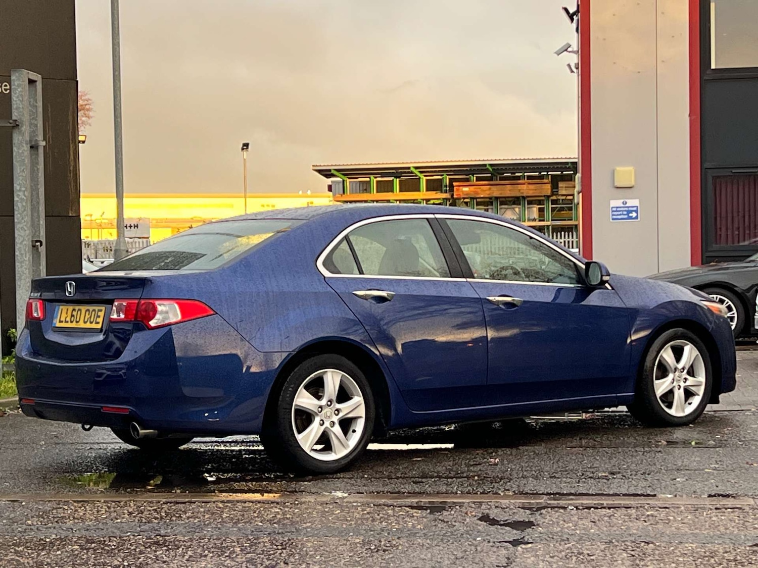 Used Honda Accord 2011 for sale - 77073383: Photo 8