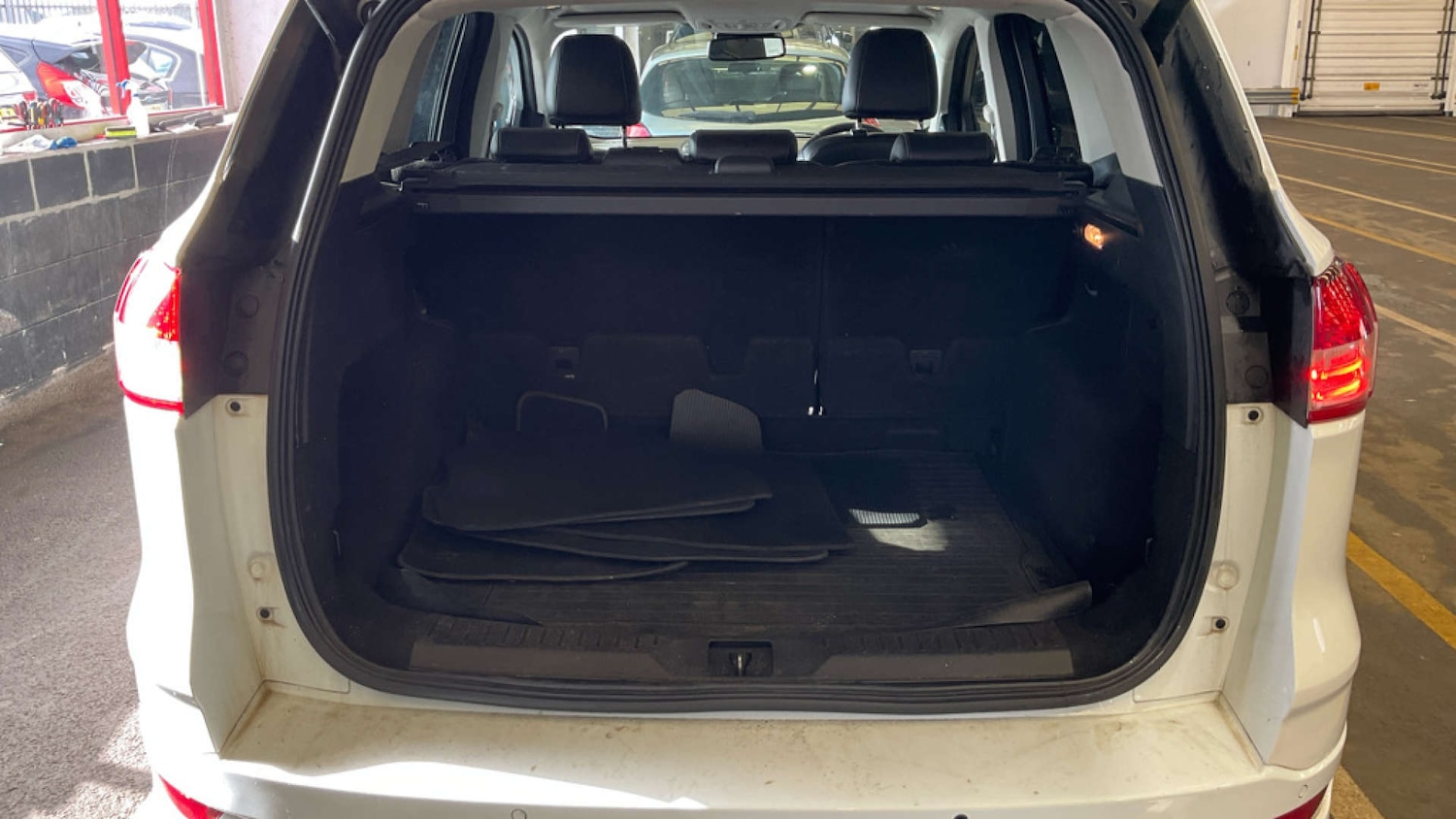 Used Ford Kuga 2016 for sale - 78084984: Photo 11