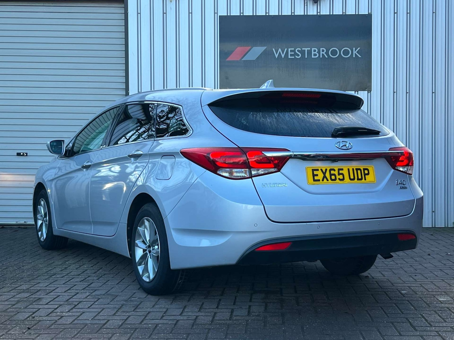 Used Hyundai i40 2015 for sale - 76601212: Photo 10