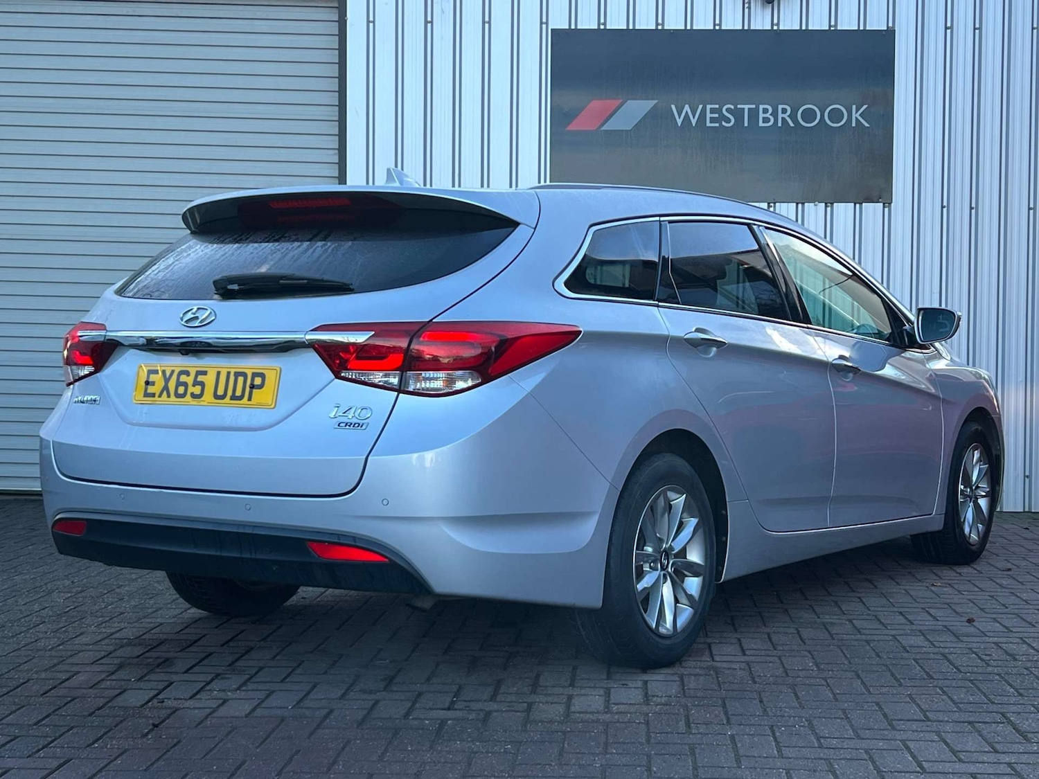 Used Hyundai i40 2015 for sale - 76601212: Photo 2