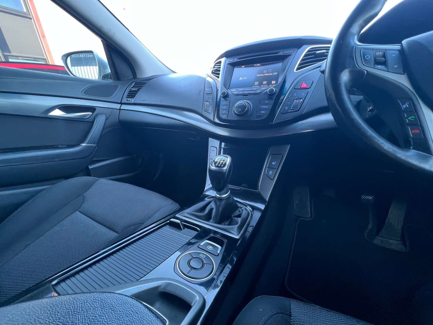 Used Hyundai i40 2015 for sale - 76601212: Photo 35