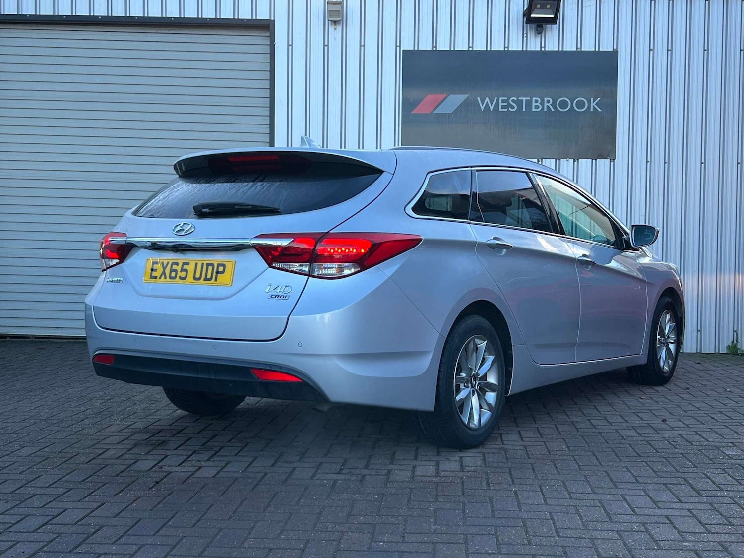 Used Hyundai i40 2015 for sale - 76601212: Photo 8