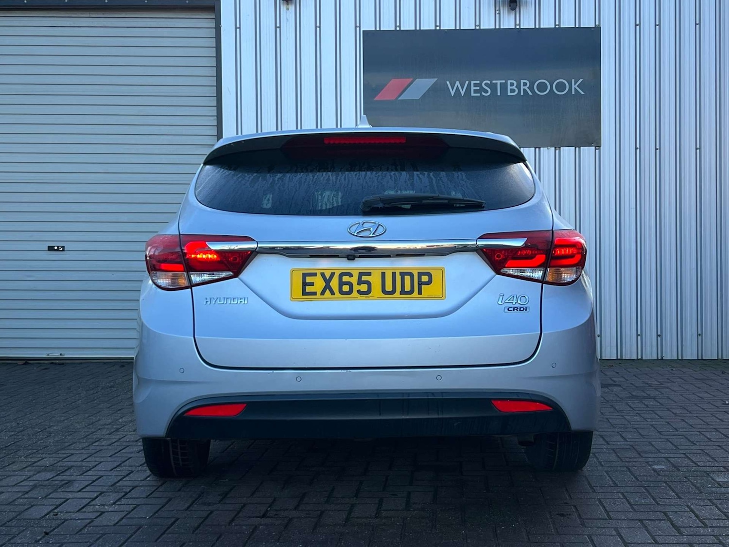 Used Hyundai i40 2015 for sale - 76601212: Photo 9