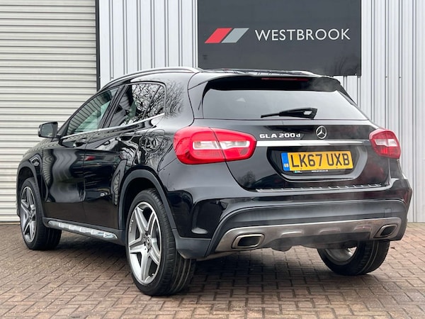 Used Mercedes-Benz GLA 2017 for sale - 73399076: Photo 2