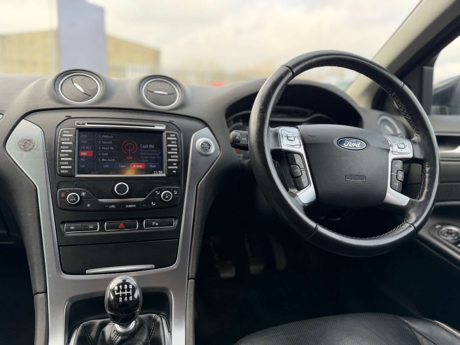 Used Ford Mondeo 2013 for sale - 77583986: Photo 23