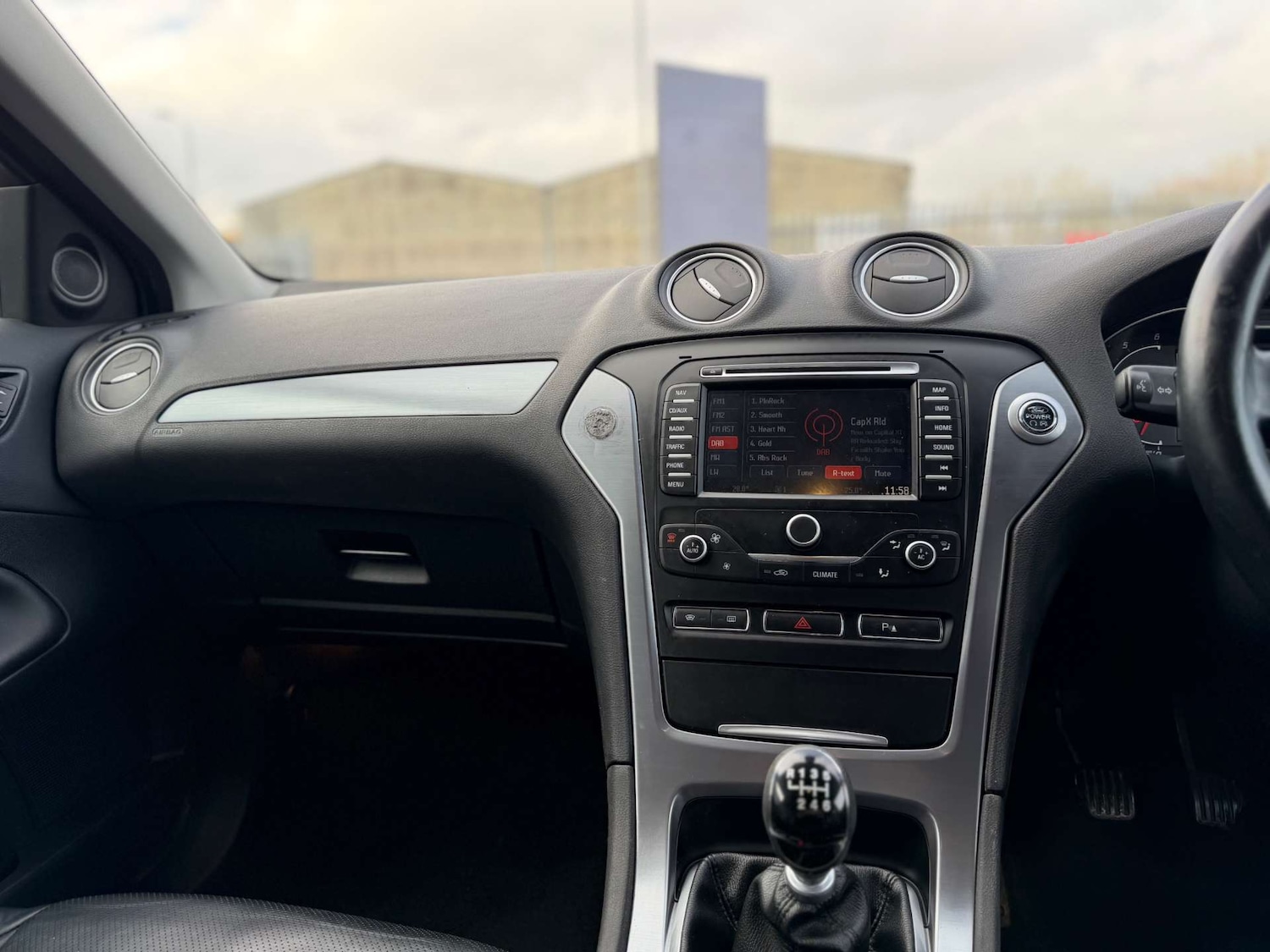 Used Ford Mondeo 2013 for sale - 77583986: Photo 26