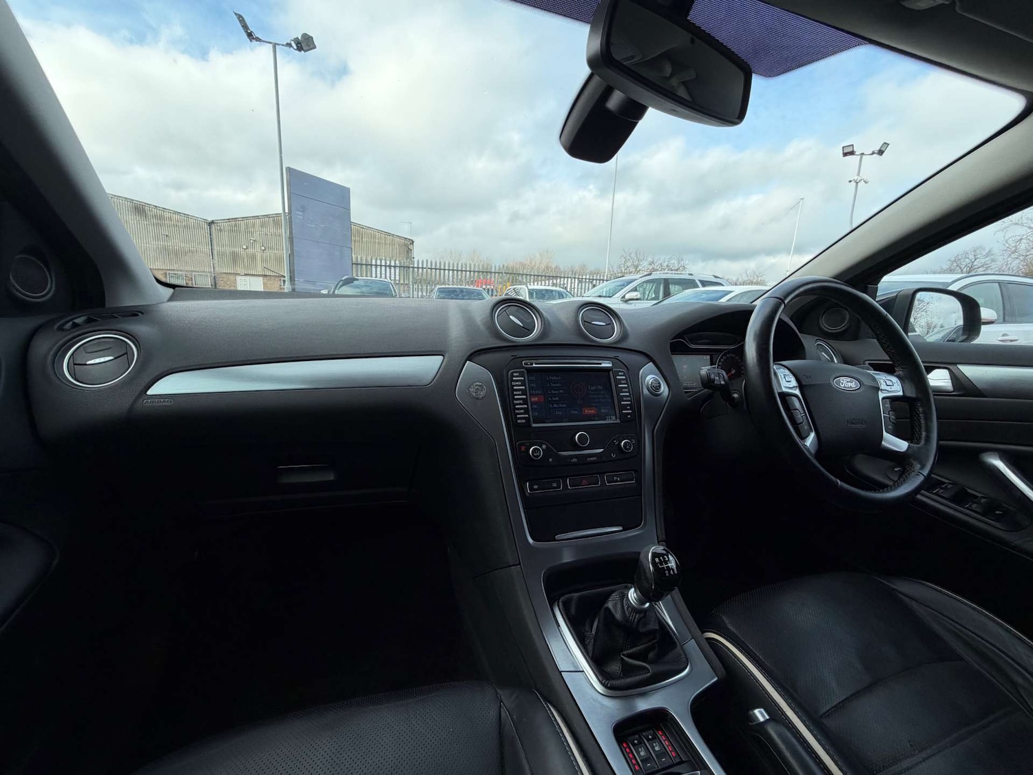 Used Ford Mondeo 2013 for sale - 77583986: Photo 32