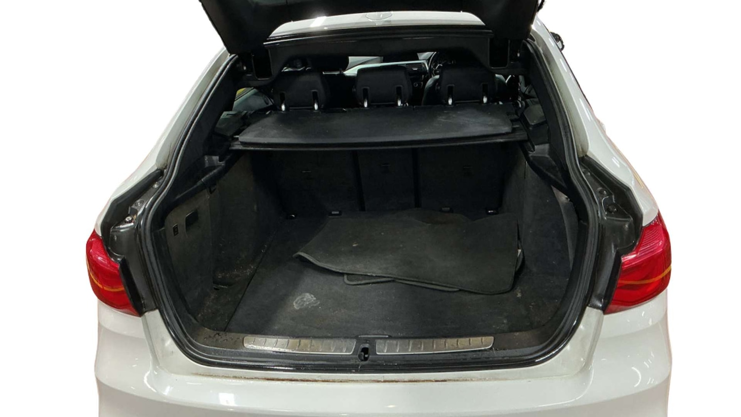 Used BMW 3 Series Gran Turismo 2017 for sale - 77476419: Photo 6