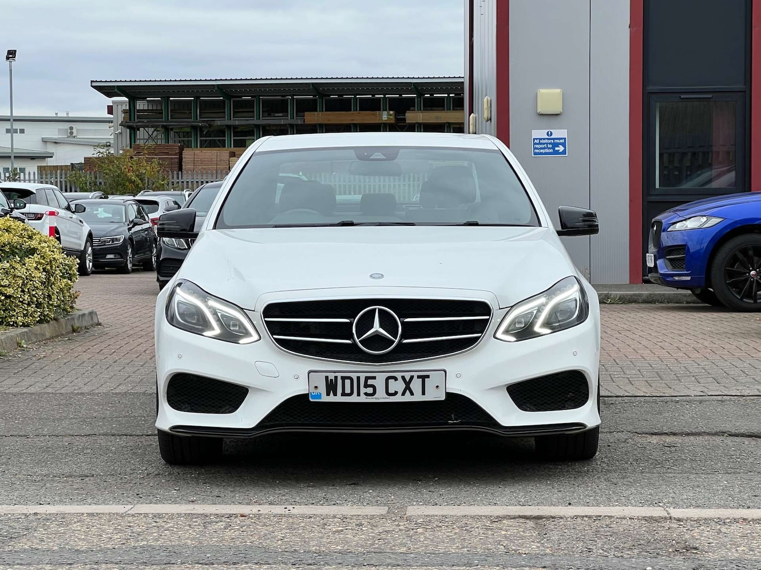 Used Mercedes-Benz E Class 2015 for sale - 76359677: Photo 14