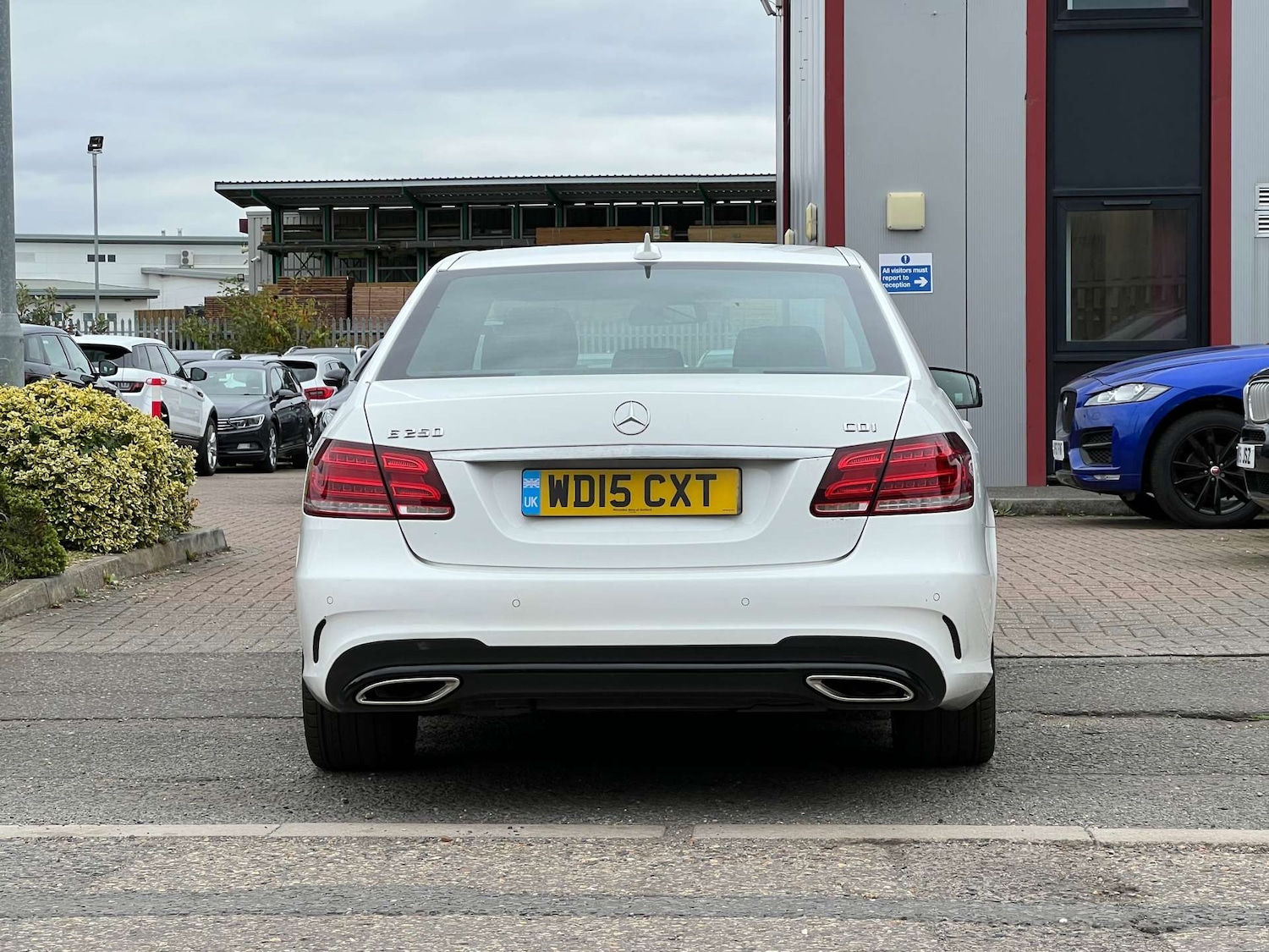 Used Mercedes-Benz E Class 2015 for sale - 76359677: Photo 19