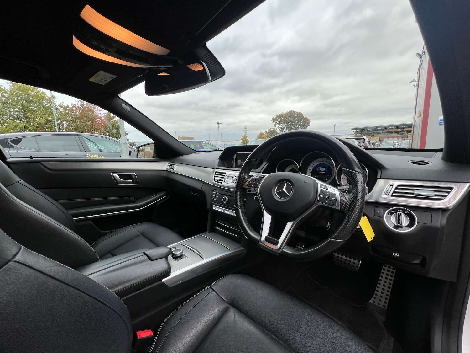 Used Mercedes-Benz E Class 2015 for sale - 76359677: Photo 27