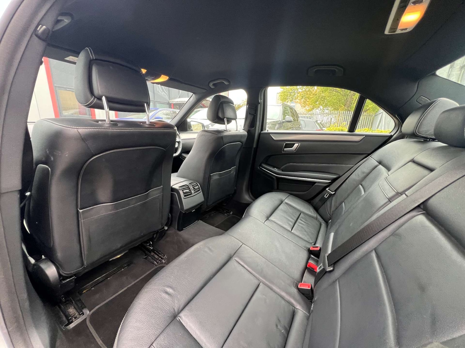 Used Mercedes-Benz E Class 2015 for sale - 76359677: Photo 37