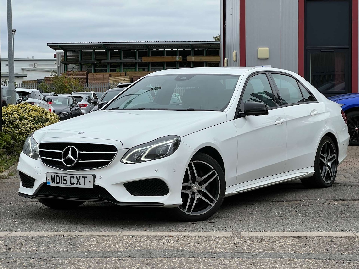 Used Mercedes-Benz E Class 2015 for sale - 76359677: Photo 5