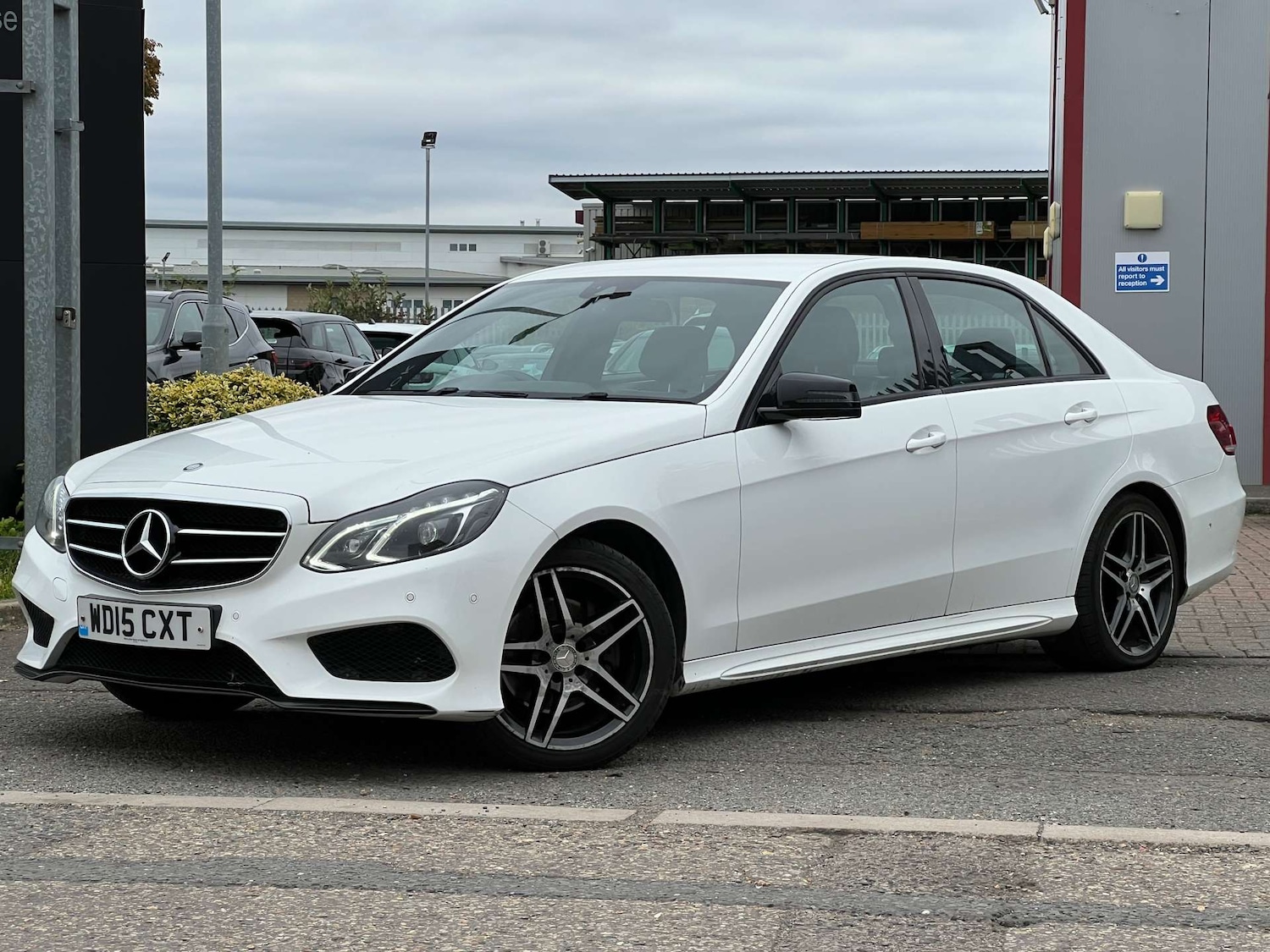 Used Mercedes-Benz E Class 2015 for sale - 76359677: Photo 6