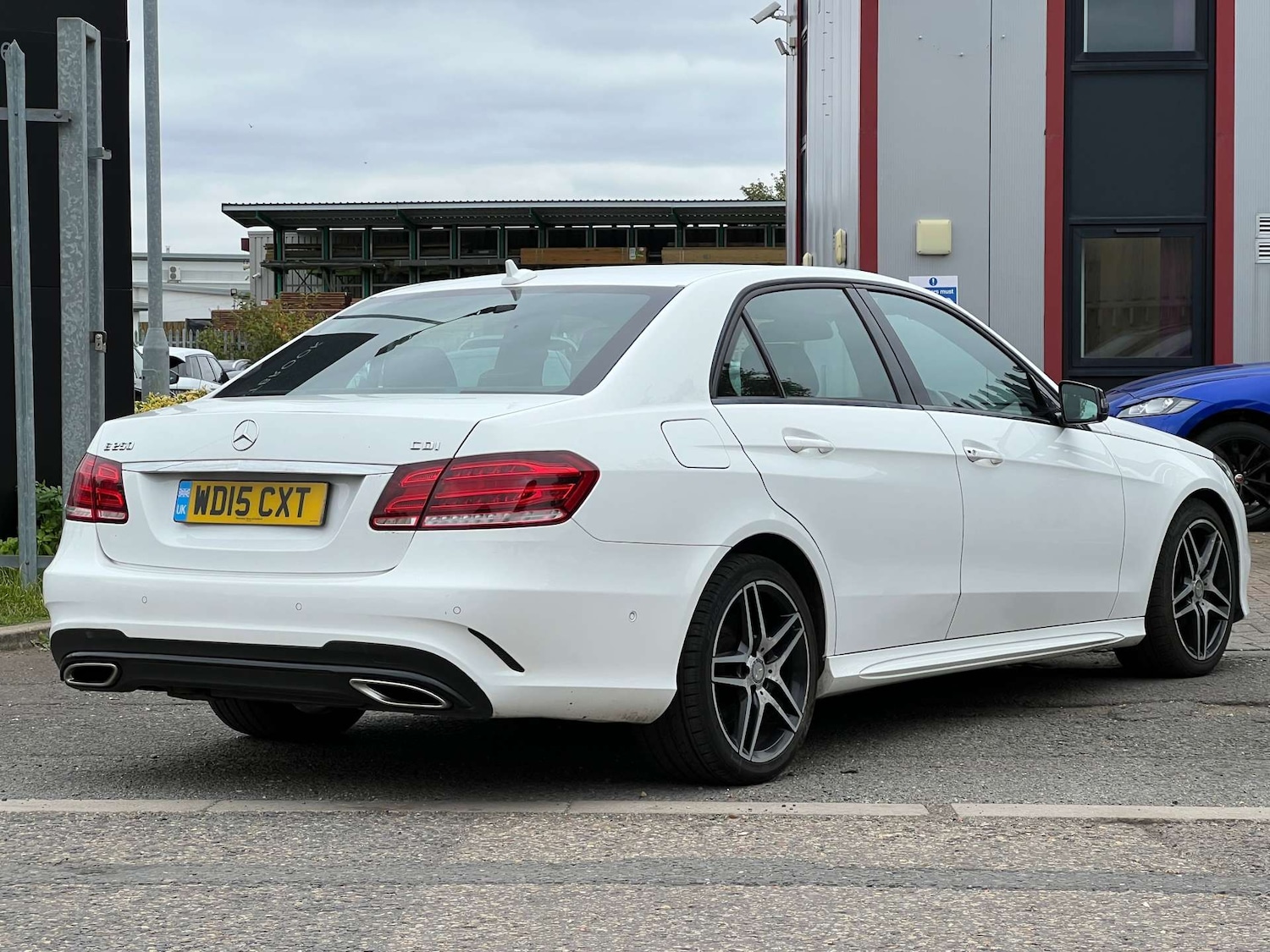 Used Mercedes-Benz E Class 2015 for sale - 76359677: Photo 7