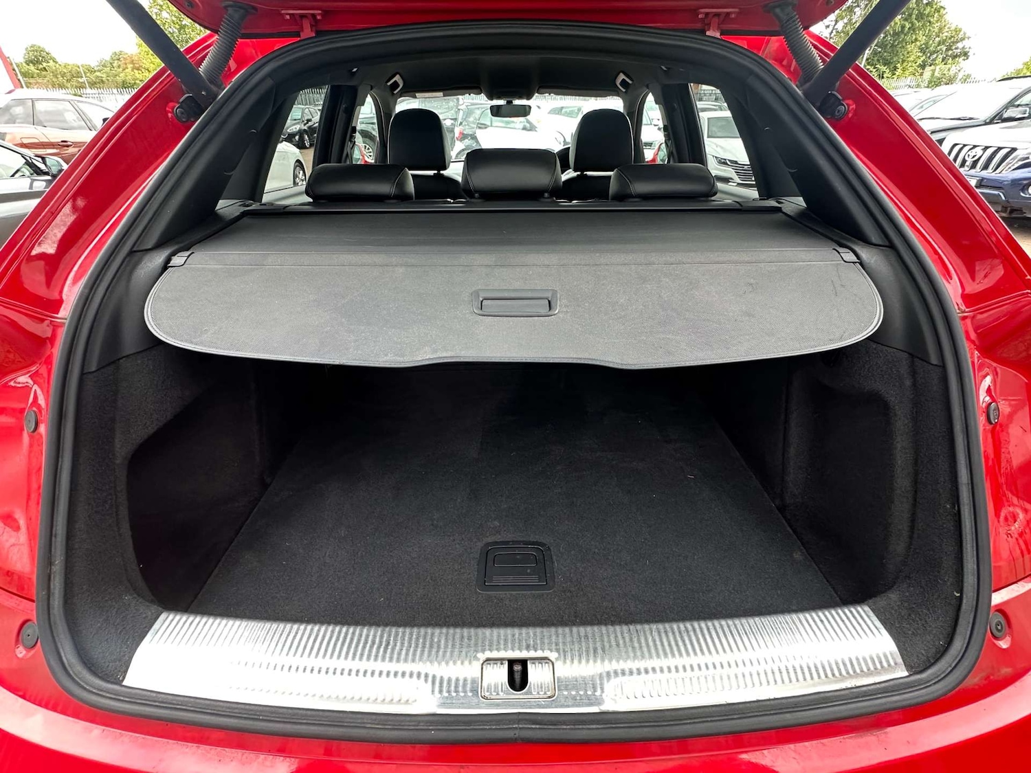 Used Audi Q3 2017 for sale - 76367348: Photo 28