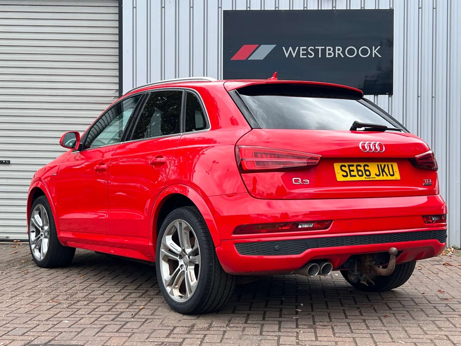 Used Audi Q3 2017 for sale - 76367348: Photo 6