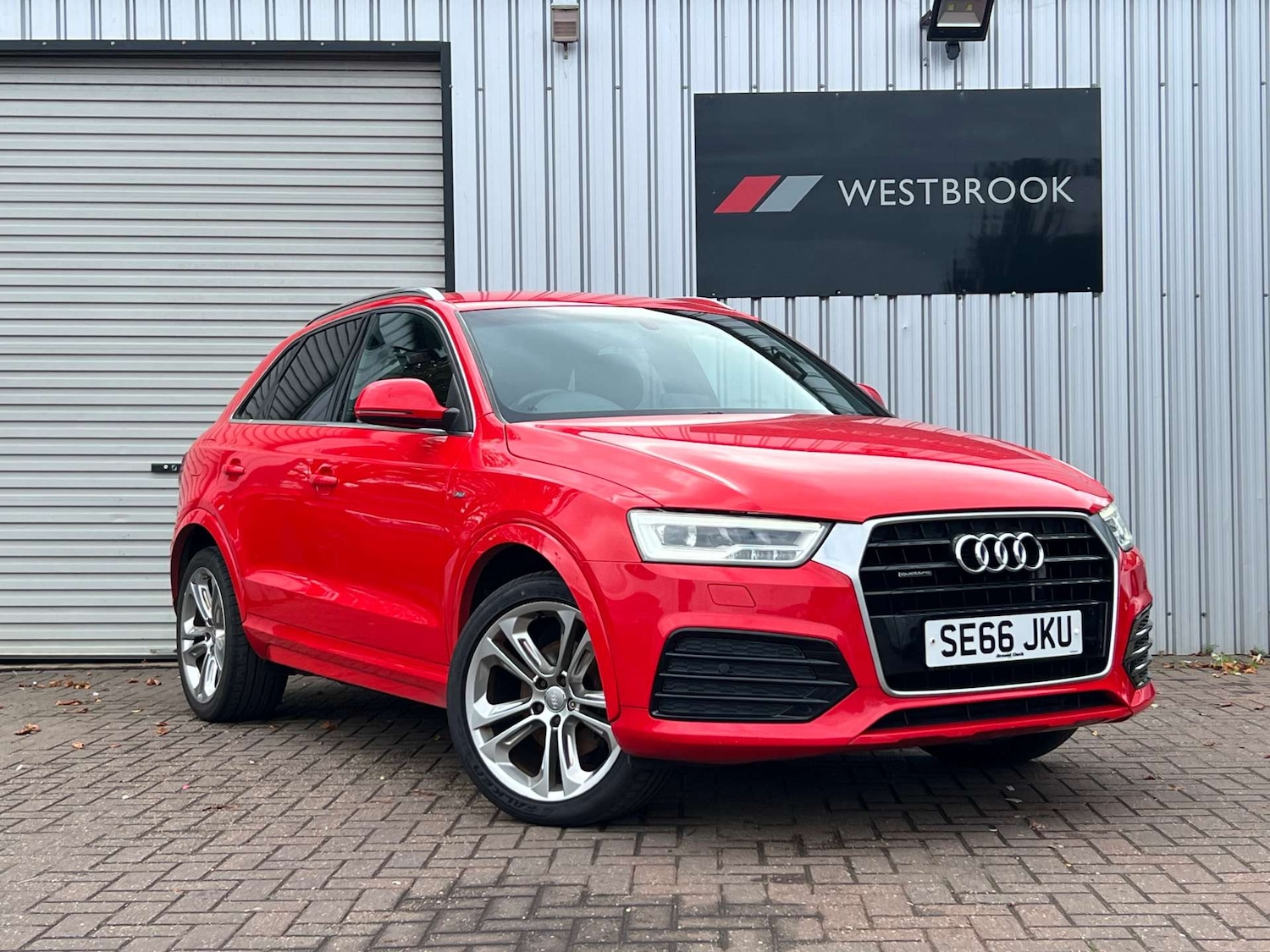 Used Audi Q3 2017 for sale - 76367348: Photo 7