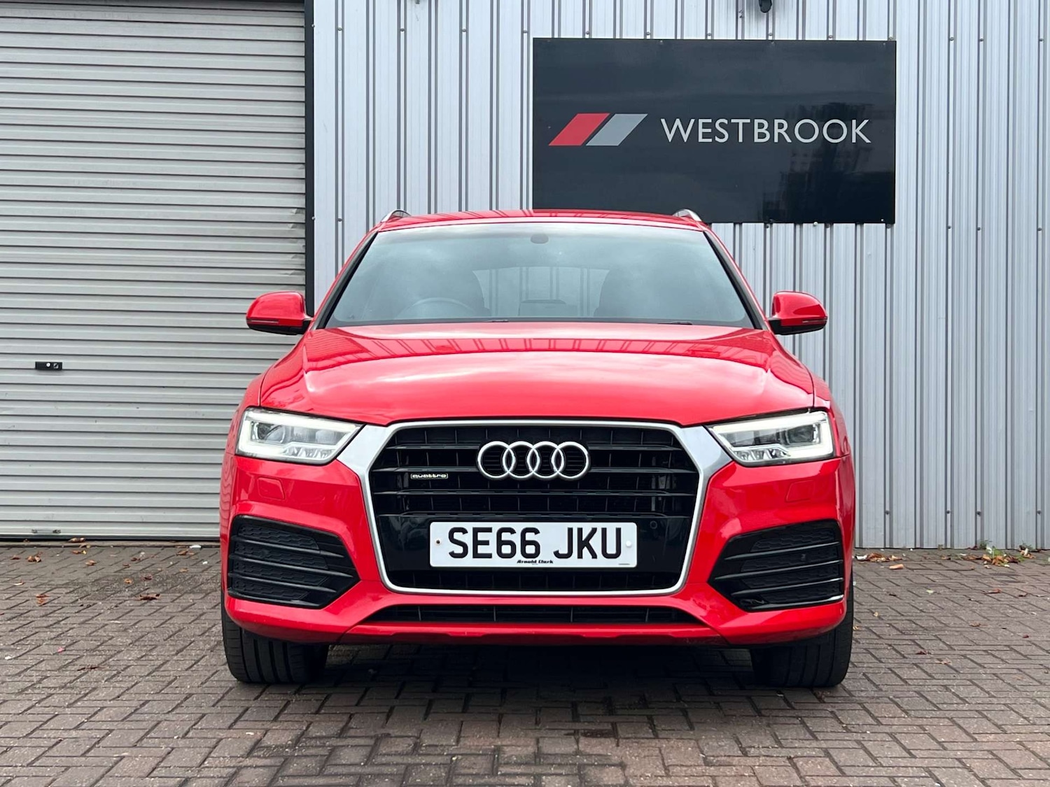 Used Audi Q3 2017 for sale - 76367348: Photo 8