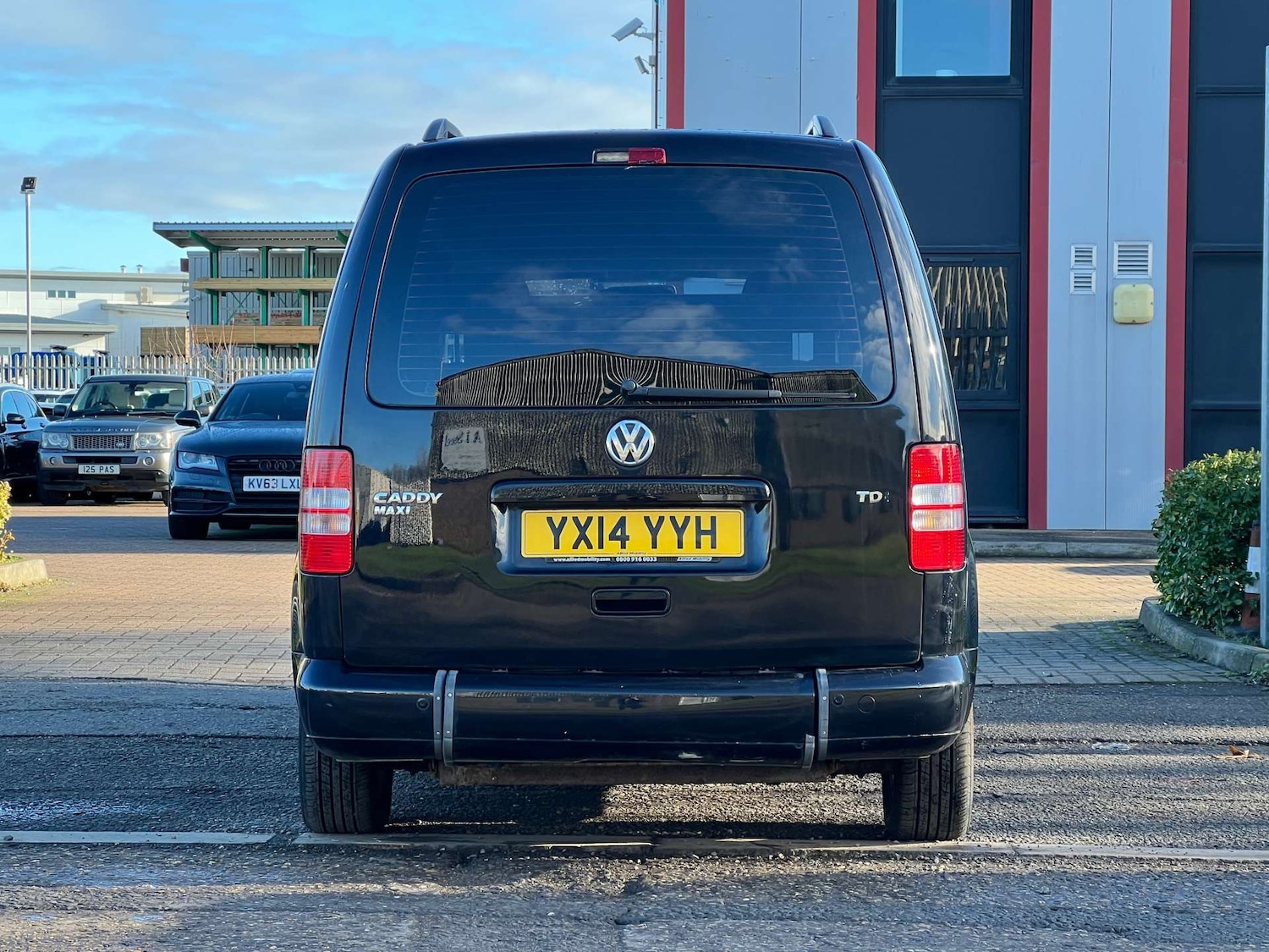 Used Volkswagen Caddy Maxi Life 2014 for sale - 75557522: Photo 20