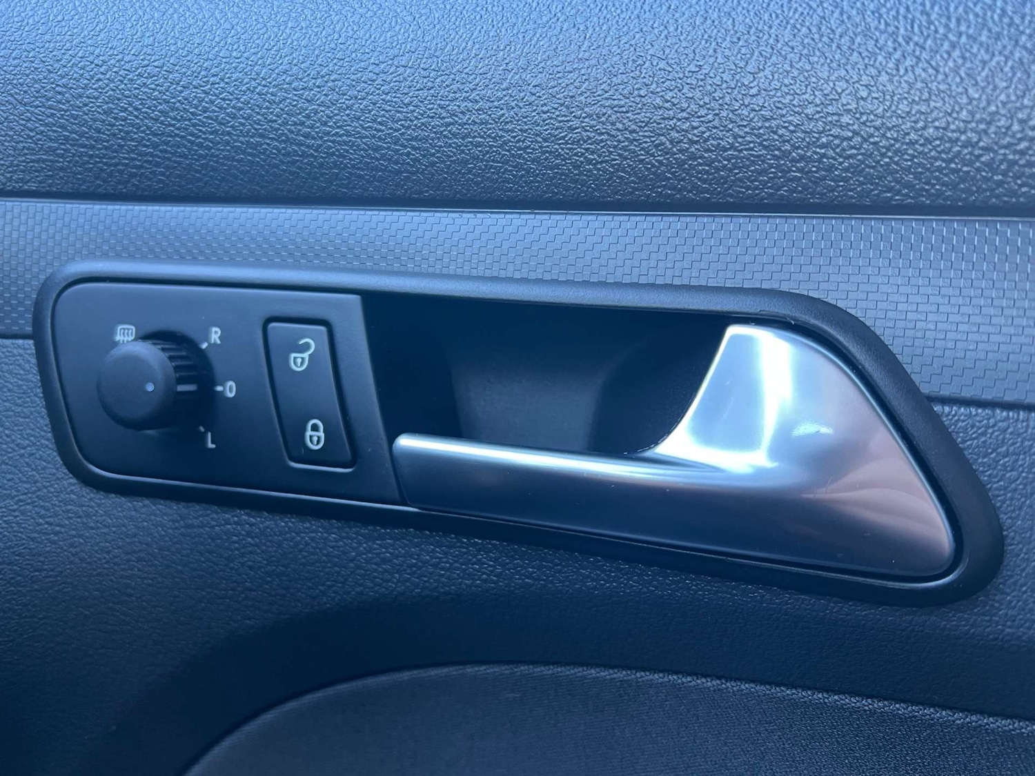 Used Volkswagen Caddy Maxi Life 2014 for sale - 75557522: Photo 50